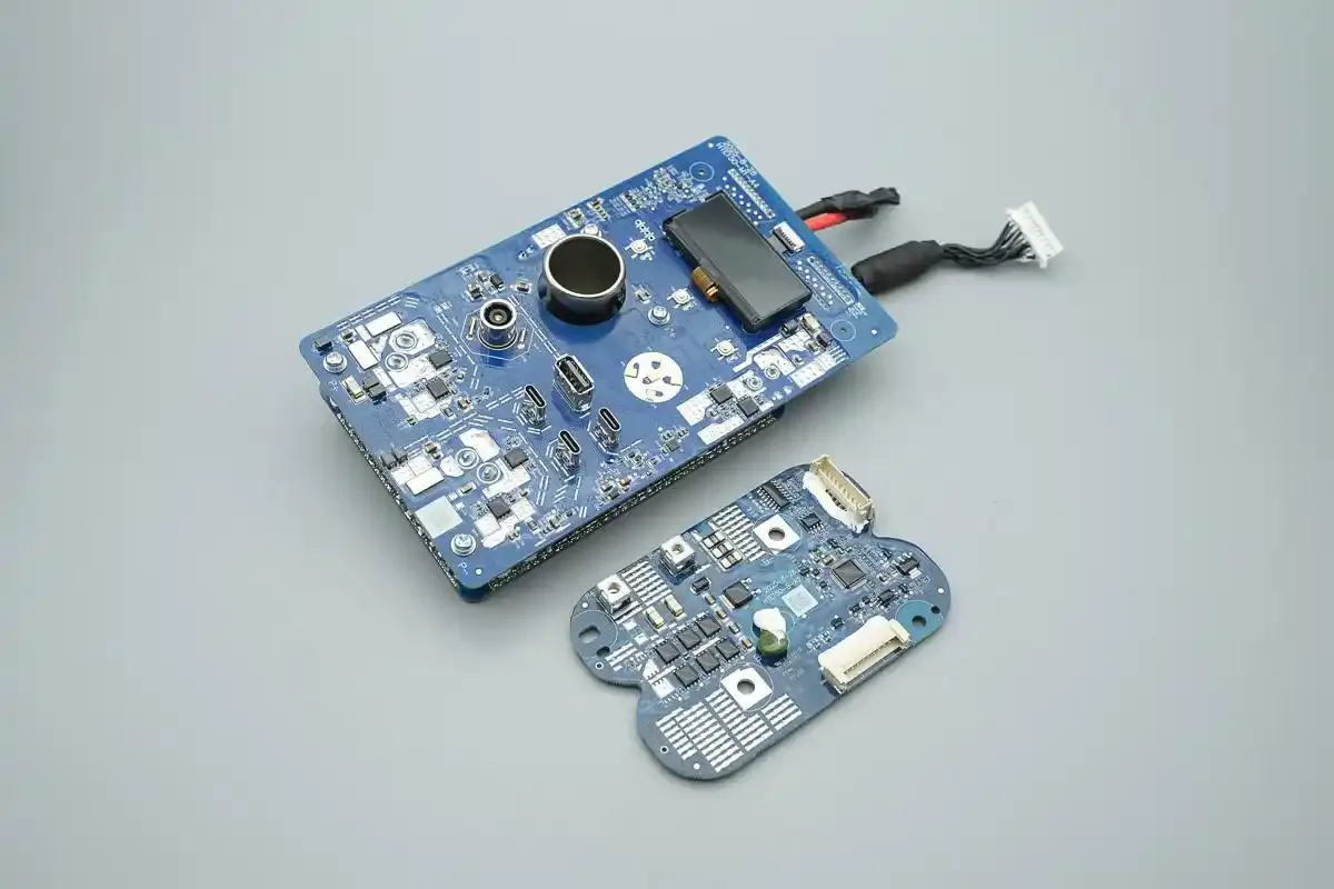 Front and back views of a 300W outdoor power supply fast-charging PCBA module and battery protection board